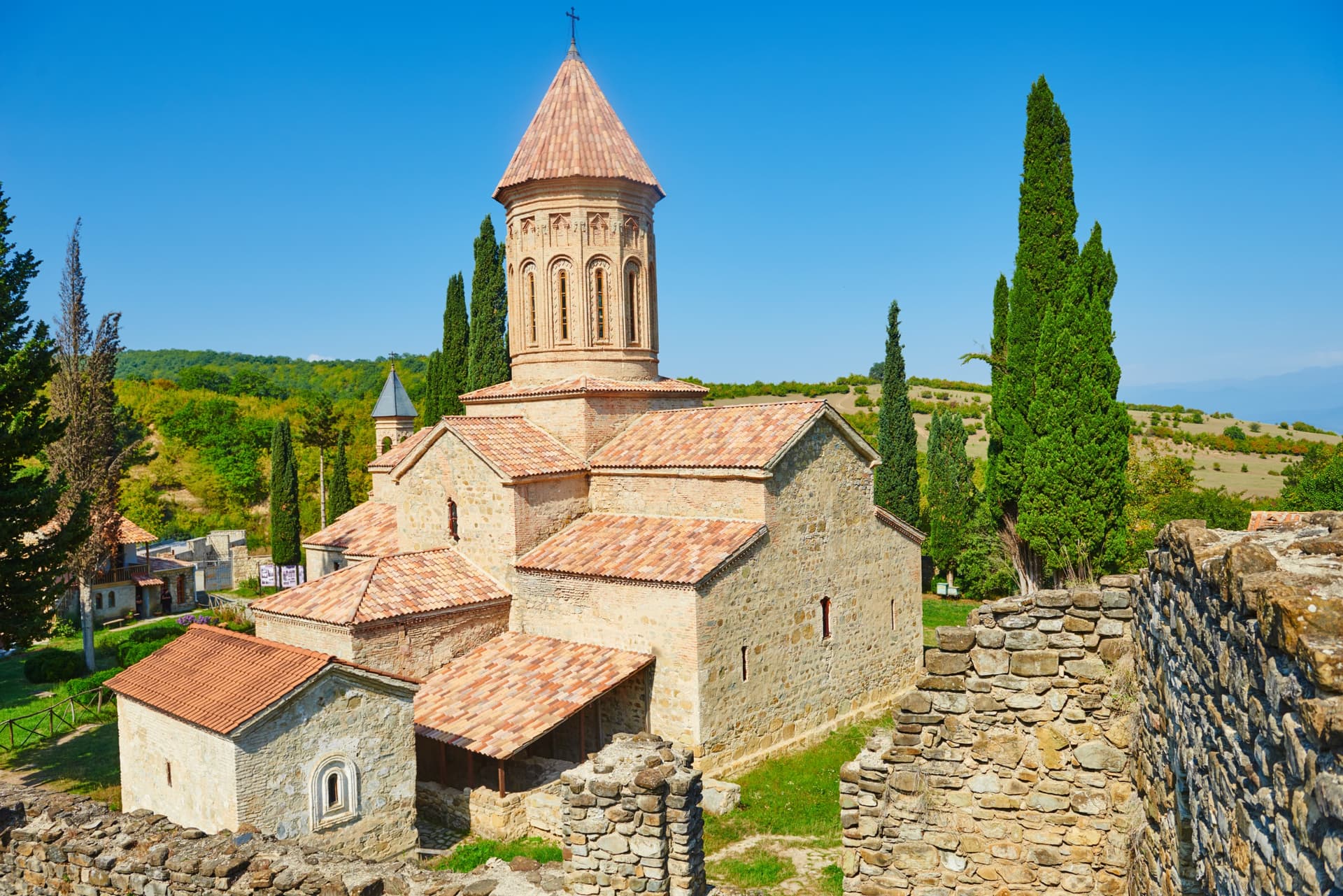 Il monastero e l'accademia di Ikalto